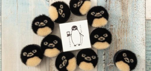 Cọ trang điểm hình chim cánh cụt siêu dễ thương chỉ có bán ở Nhật Bản
