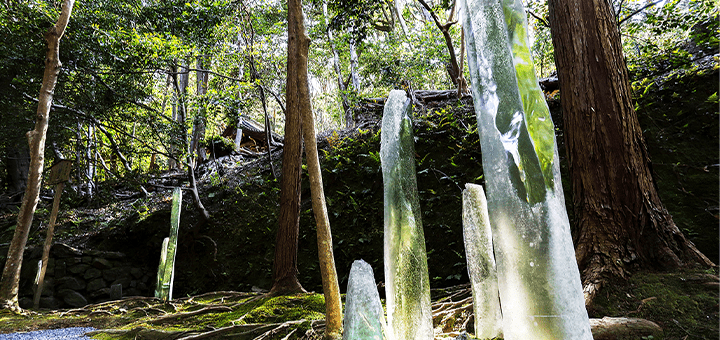 KYOTO – Tác phẩm thủy tinh nghệ thuật được làm từ vật liệu đã qua sử dụng, lần đầu tiên có mặt trên thế giới