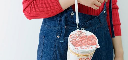 Kỷ niệm 50 năm, hãng Cup Noodle tung ra chiếc túi siêu đáng yêu dành cho cho các fan hâm mộ