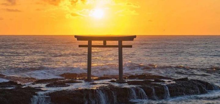 10 chiếc cổng Torii nổi tiếng nhất gắn liền với những giai thoại bí ẩn