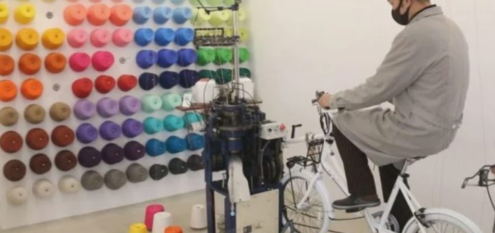 Ngỡ như đùa nhưng có thật: Nhà máy Nhật Bản cho phép bạn đan tất bằng cách đi xe đạp