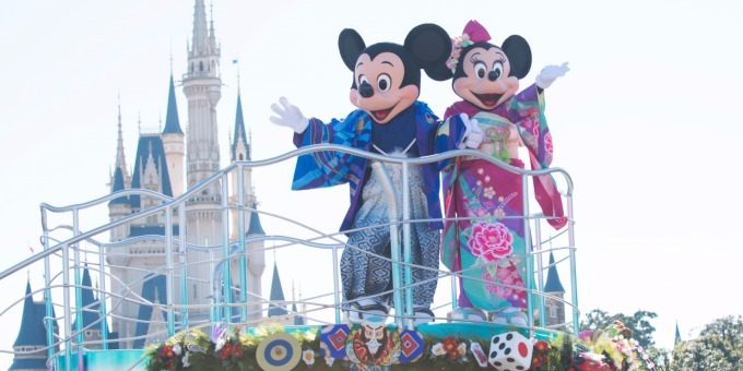 พร้อมแล้ว! Tokyo Disney Resort เตรียมรับปีใหม่ 2018 ด้วยขบวนพาเหรดดิสนีย์ในชุดกิโมโน พร้อมของที่ระลึกสุดพิเศษที่มีเฉพาะงานนี้เท่านั้น