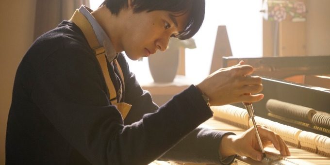 Kento Yamazaki พระเอกสุดฮอตเจ้าพ่อ Live-Action กับบทบาทนักจูนเสียงเปียโนในหนังเรื่องใหม่ “A Forest of Wool and Steel” เตรียมเข้าฉาย มิ.ย. 2018 นี้