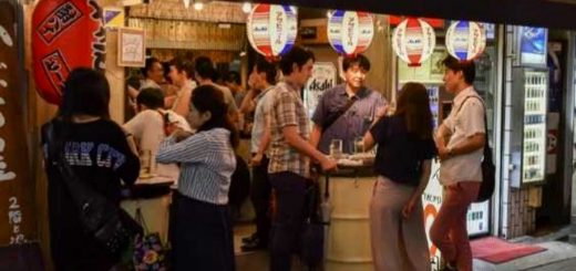 เผยความลับของ Japan Standing Bar ร้านอาหารแบบยืนทานที่เป็นเสน่ห์ของอาหารญี่ปุ่น